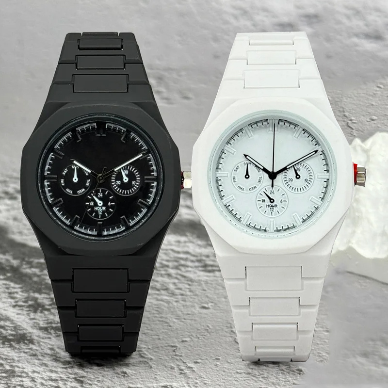 Famous Brand Fake Three-Eyed D - Luxury Watch Life 评论和价格
